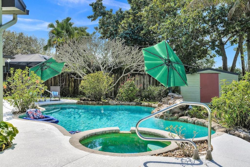Pool Heat I Firepit And Bbq I 75"Tv I Foosball I 581Mbps Cooper City Eksteriør bilde